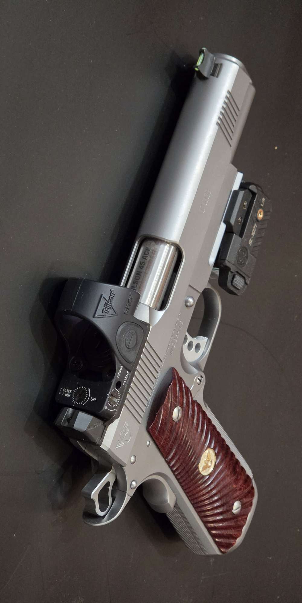 Wilson Combat CQB  .45 ACP PLUS LOTS OF EXTRAS-img-18