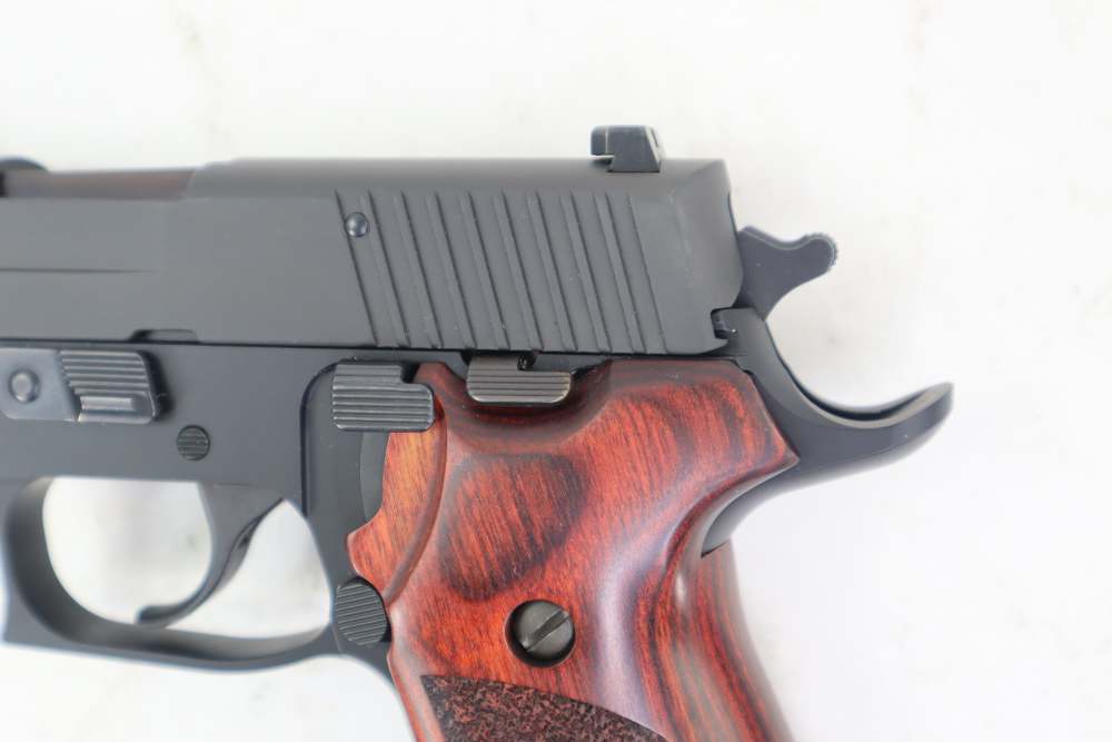Rare Very Nice  Sig Sauer P220 Elite Carry .45 ACP Pistol W/ Box 3.9" BBL -img-10