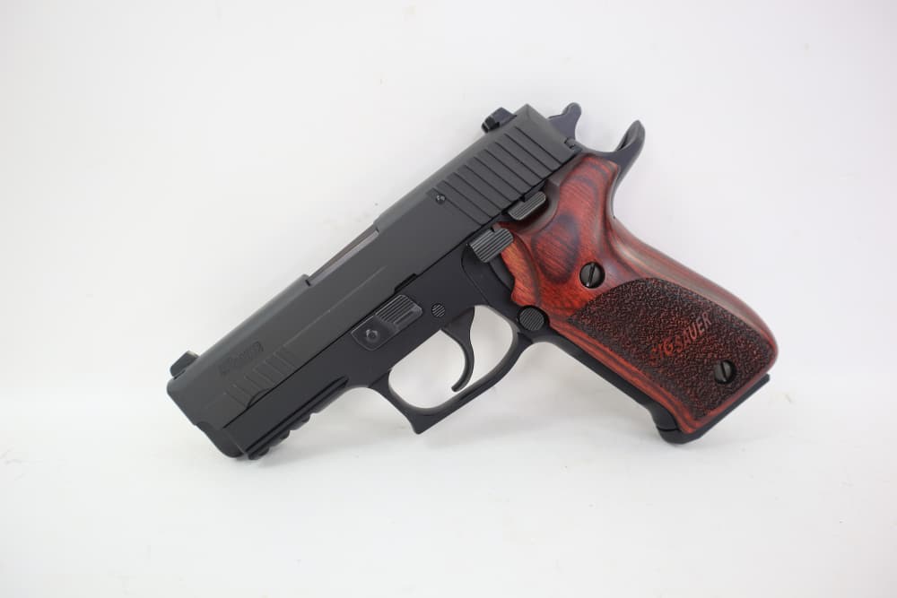 Rare Very Nice  Sig Sauer P220 Elite Carry .45 ACP Pistol W/ Box 3.9" BBL -img-6