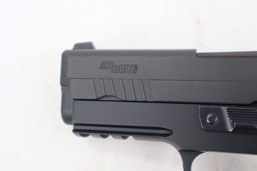 Rare Very Nice  Sig Sauer P220 Elite Carry .45 ACP Pistol W/ Box 3.9" BBL -img-13