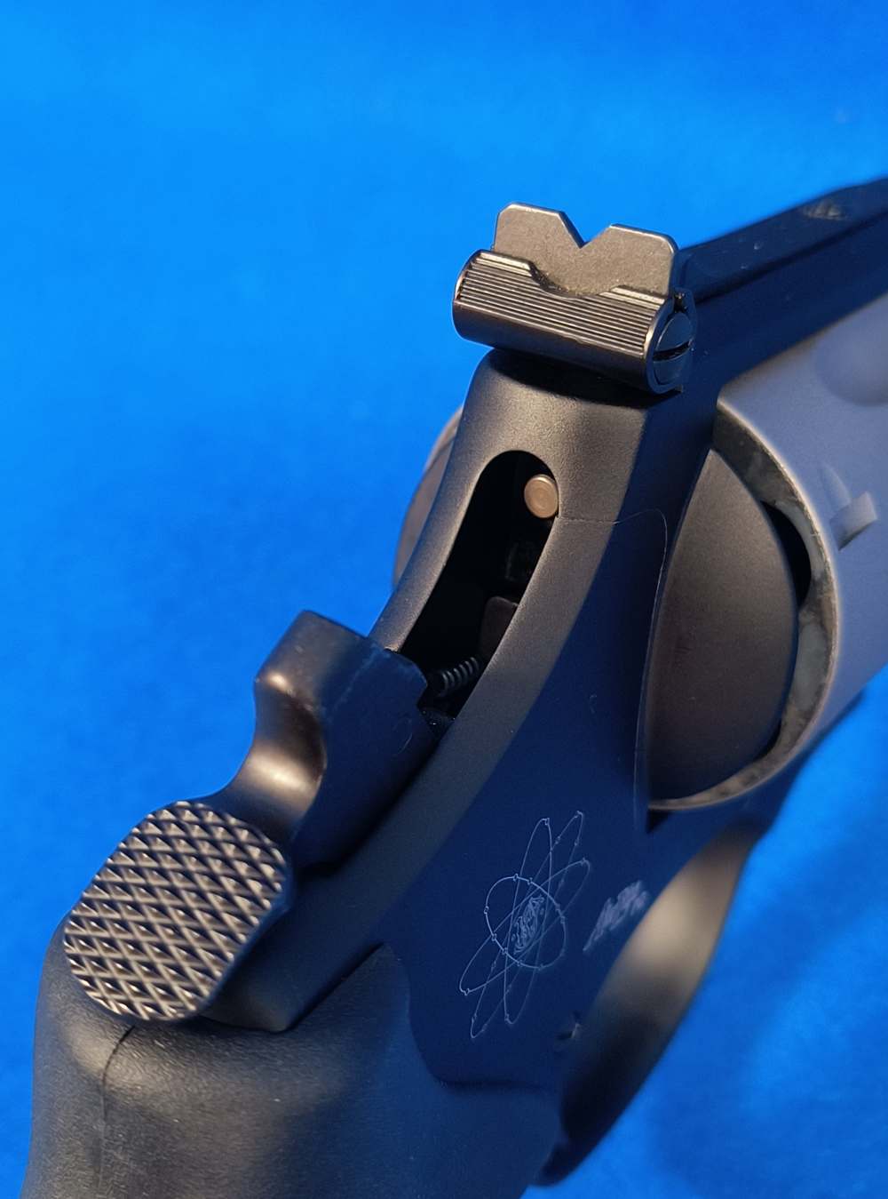 Smith & Wesson 329PD 44 Mag-img-8