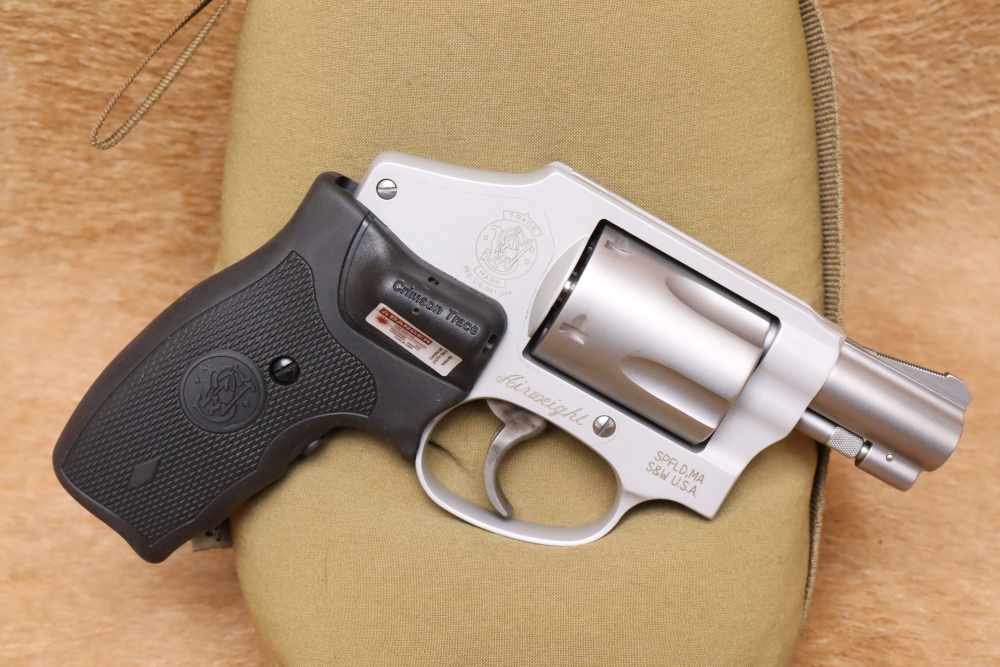 Smith & Wesson S&W 642-1 Airweight .38SPL 1.9" Stainless Revolver w/ Laser-img-1