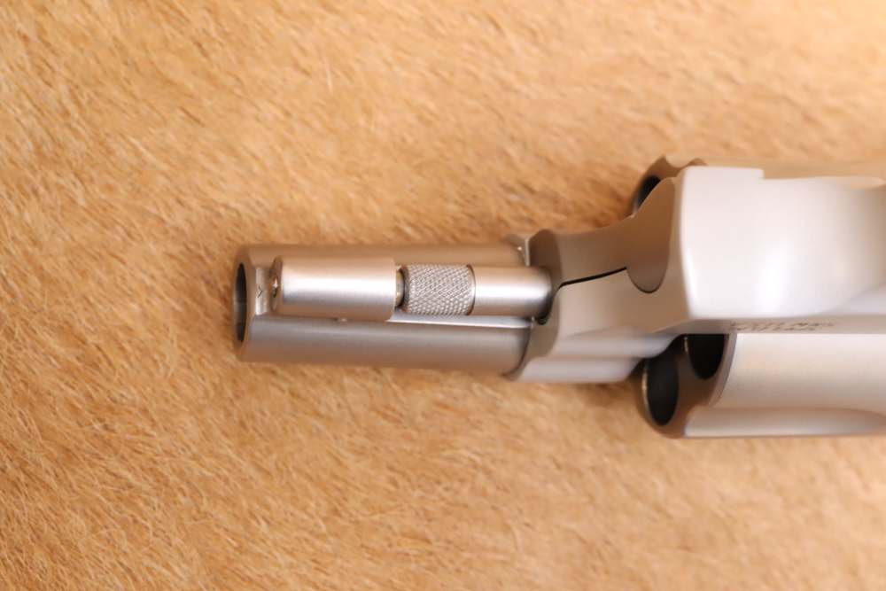 Smith & Wesson S&W 642-1 Airweight .38SPL 1.9" Stainless Revolver w/ Laser-img-19
