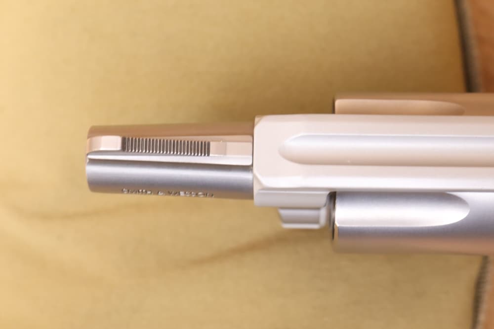Smith & Wesson S&W 642-1 Airweight .38SPL 1.9" Stainless Revolver w/ Laser-img-12