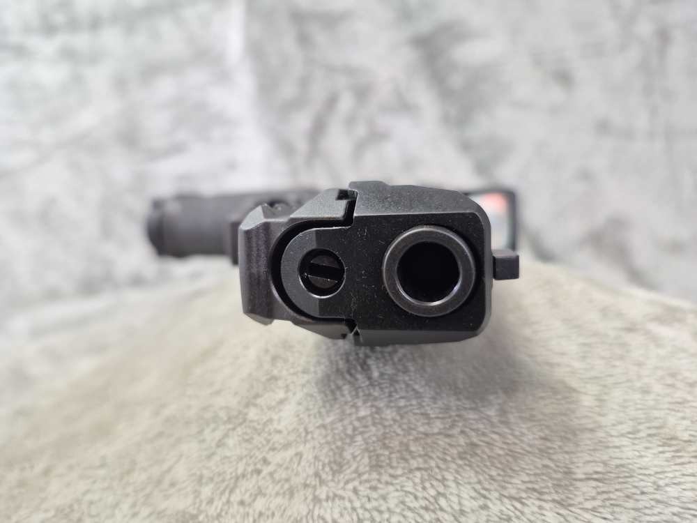HK VP9X A1 9mm Pistol 4.09" 20rd with Holosun - EXCELLENT! -img-10