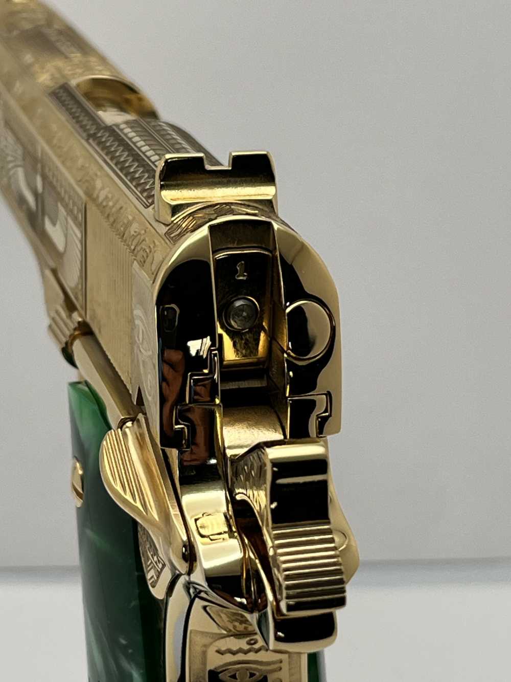 WOW FACTOR NIB 24k gold Colt super 38 Anubis themed -img-12