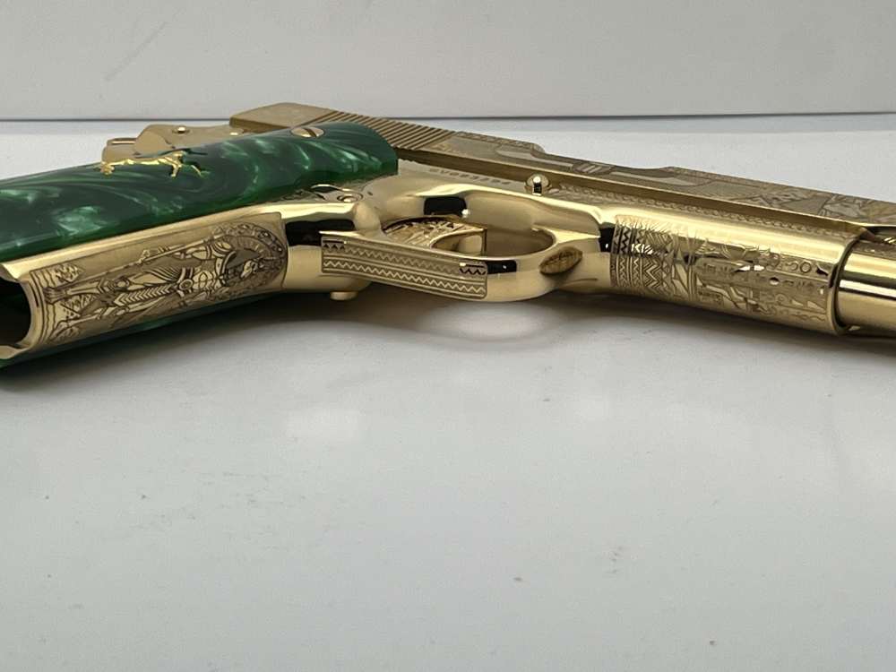 WOW FACTOR NIB 24k gold Colt super 38 Anubis themed -img-29
