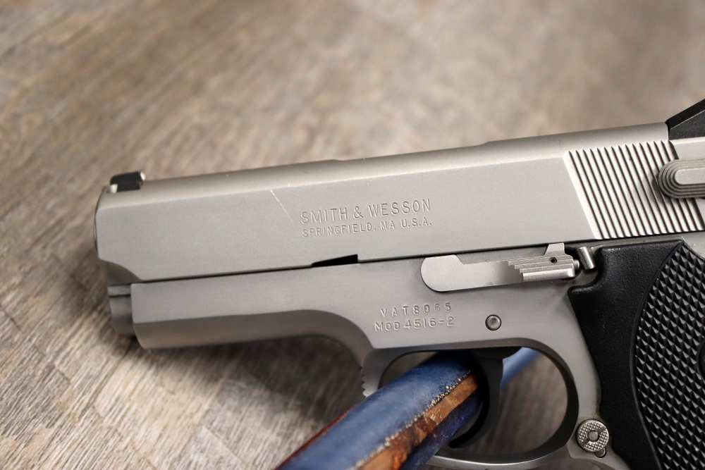 SMITH & WESSON 4516-2 .45 ACP -img-2