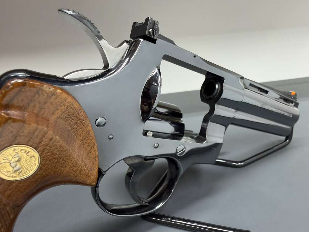 COLT PYTHON AMAZING BRIGHT BLUED*MANUFACTURED 1974* 4"INCH COLLECTOR*WOW-img-17