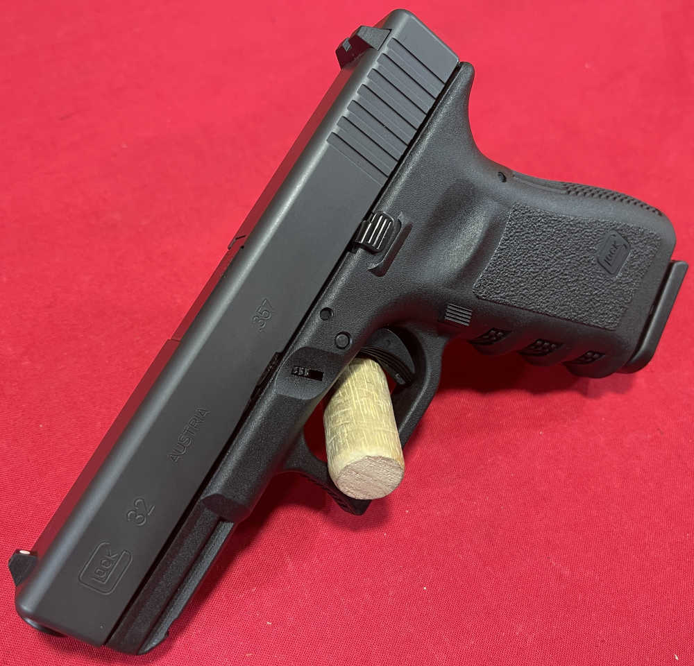 Glock 32 Gen 3 .357 SIG W/ Original Case! Excellent! Rare!-img-4