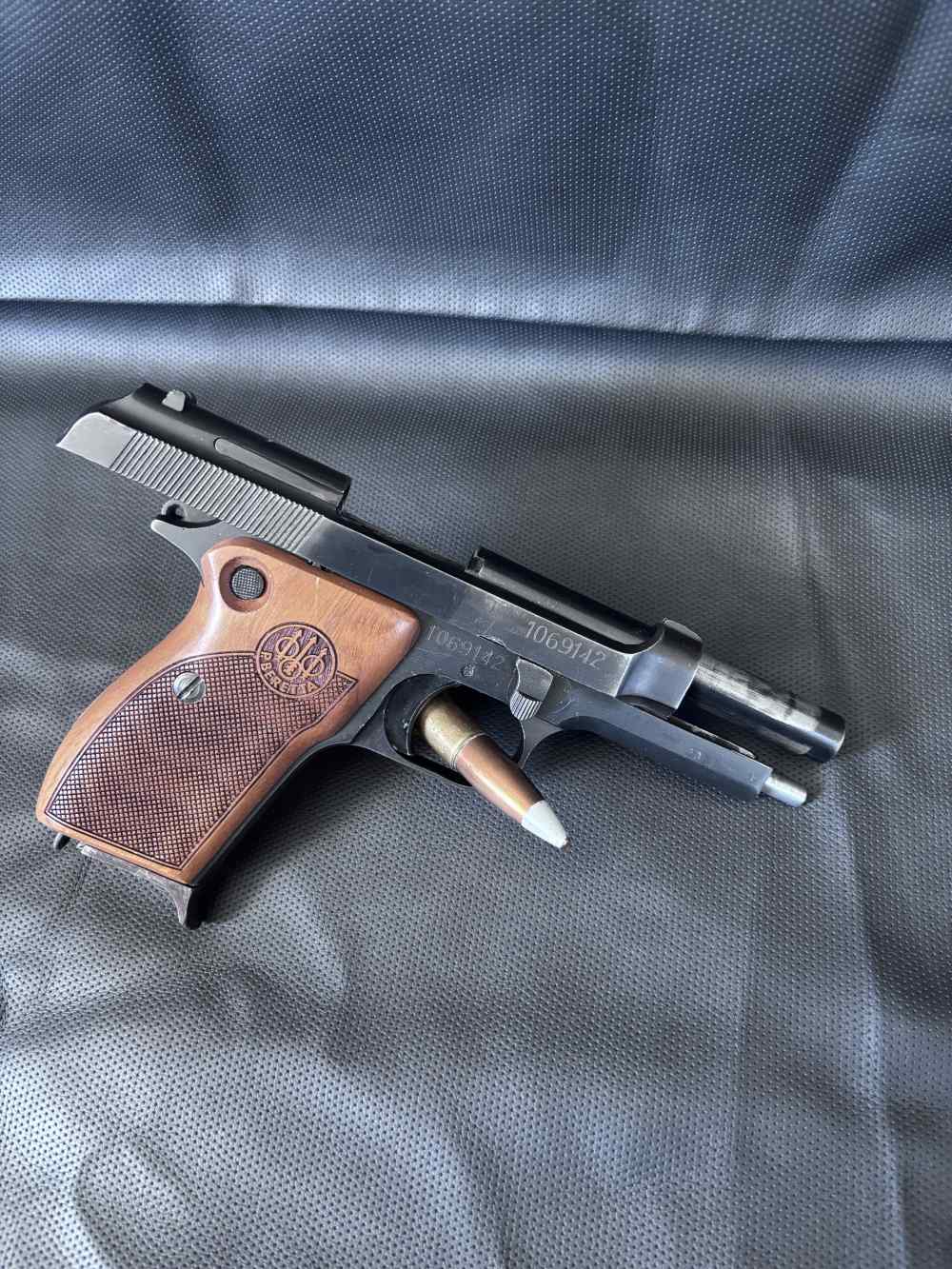 Maadi Helwan 9mm - Beretta 1951 clone - Penny Start.  No reserve. -img-1
