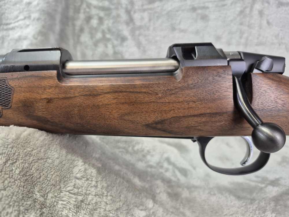 CZ 557 .30-06 Left hand Bolt Action Rifle 24” EXCELLENT! -img-7