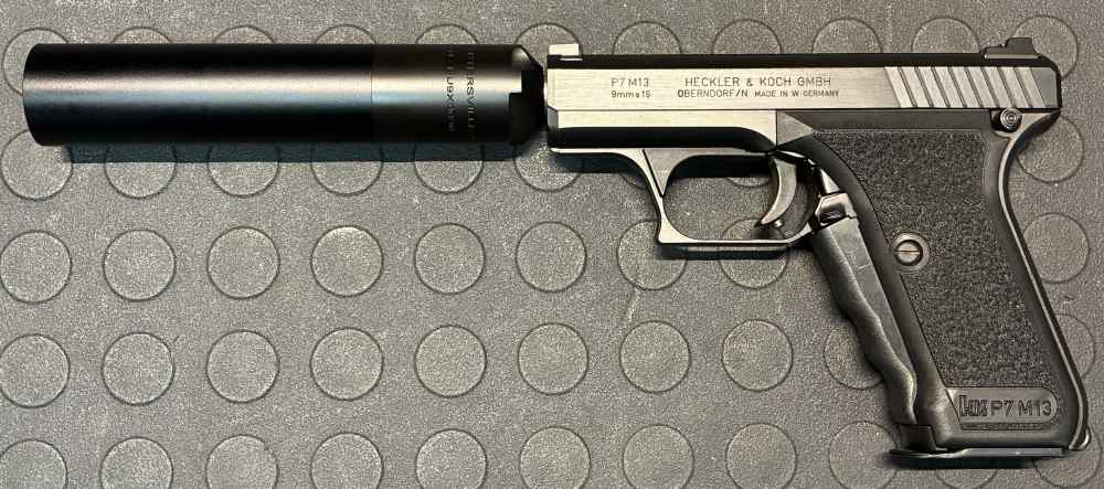 HECKLER & KOCH P7 M13 9MM WITH SUPPRESSOR & CUSTOM COMPENSATOR-img-1