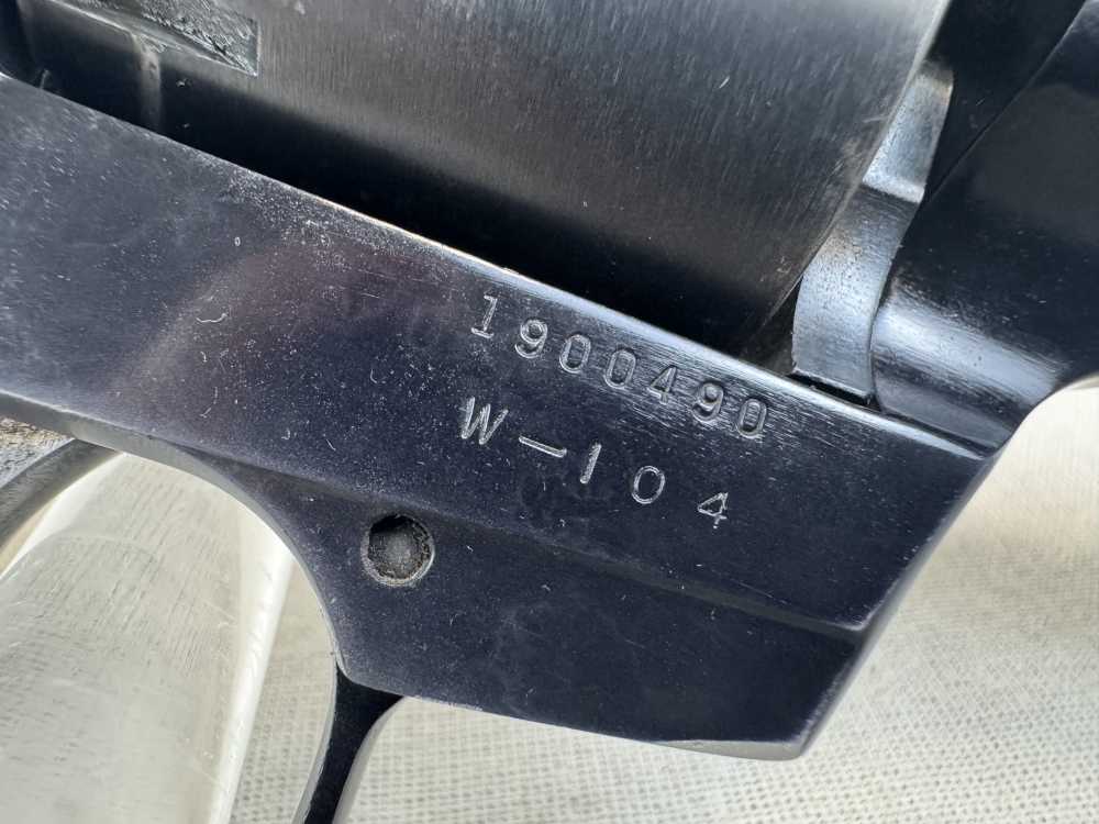 High Standard Double Nine 5.5" 9RD SA/DA .22 S,L,LR W-104 Mfg. 1967 Used 1¢-img-11