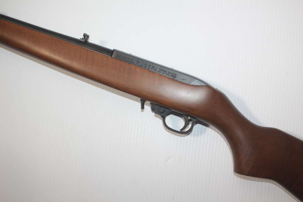 Ruger 10/22 Semi-Auto Carbine Rifle .22LR 18.5" Barrel w/ Mag in Box NICE  -img-23