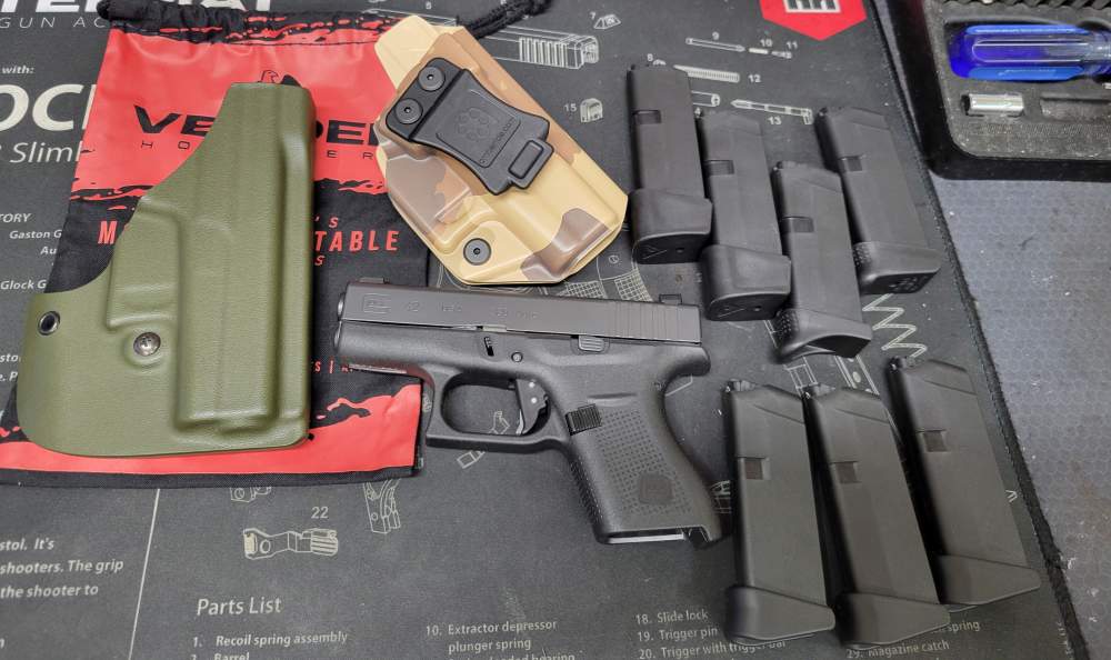 Glock 42 380 Pistol Carry Package Vedder Holster 7 Mags,IWB-img-0