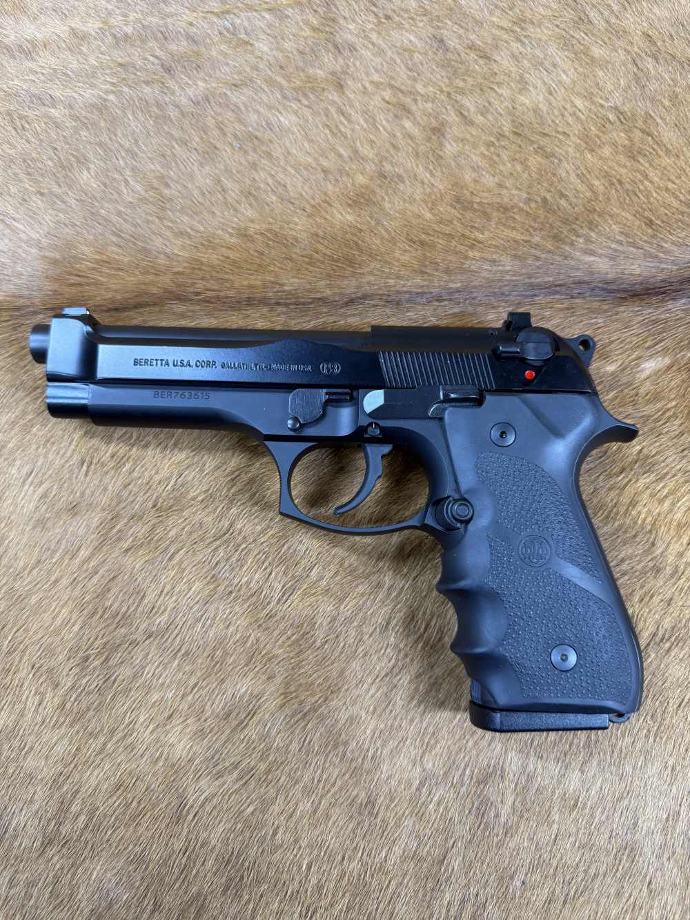 Beretta 92FS Brigadier 9mm Semi Auto Pistol 5" Barrel Box 2 Extra Mags-img-6