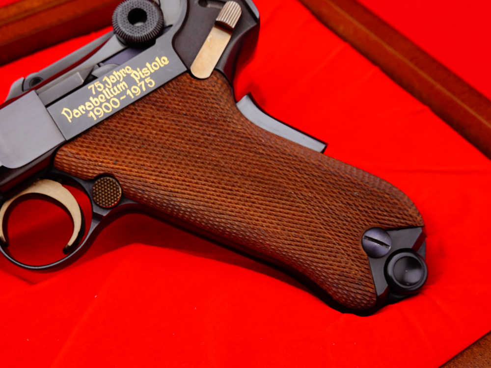 RARE 1975 Mauser Swiss 75 Jahre Parabellum .30 Luger Gold Engraved #180/250-img-7