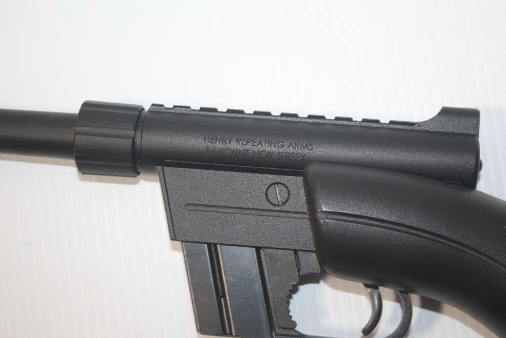 Henry US Survival .22LR Semi-Auto Rifle 16" Barrel w/2 Mags NICE-img-35