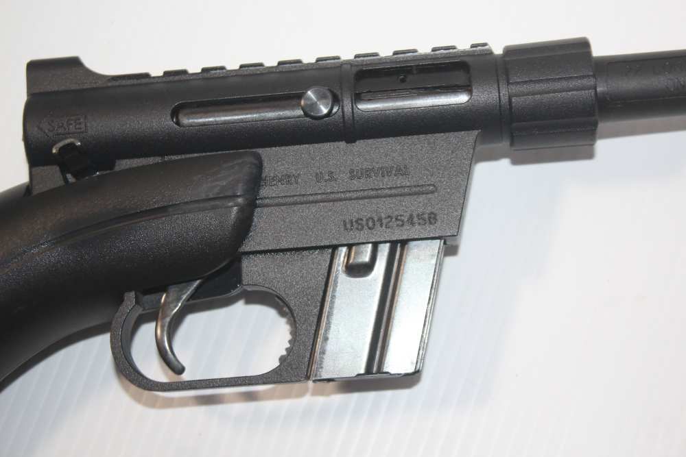 Henry US Survival .22LR Semi-Auto Rifle 16" Barrel w/2 Mags NICE-img-25