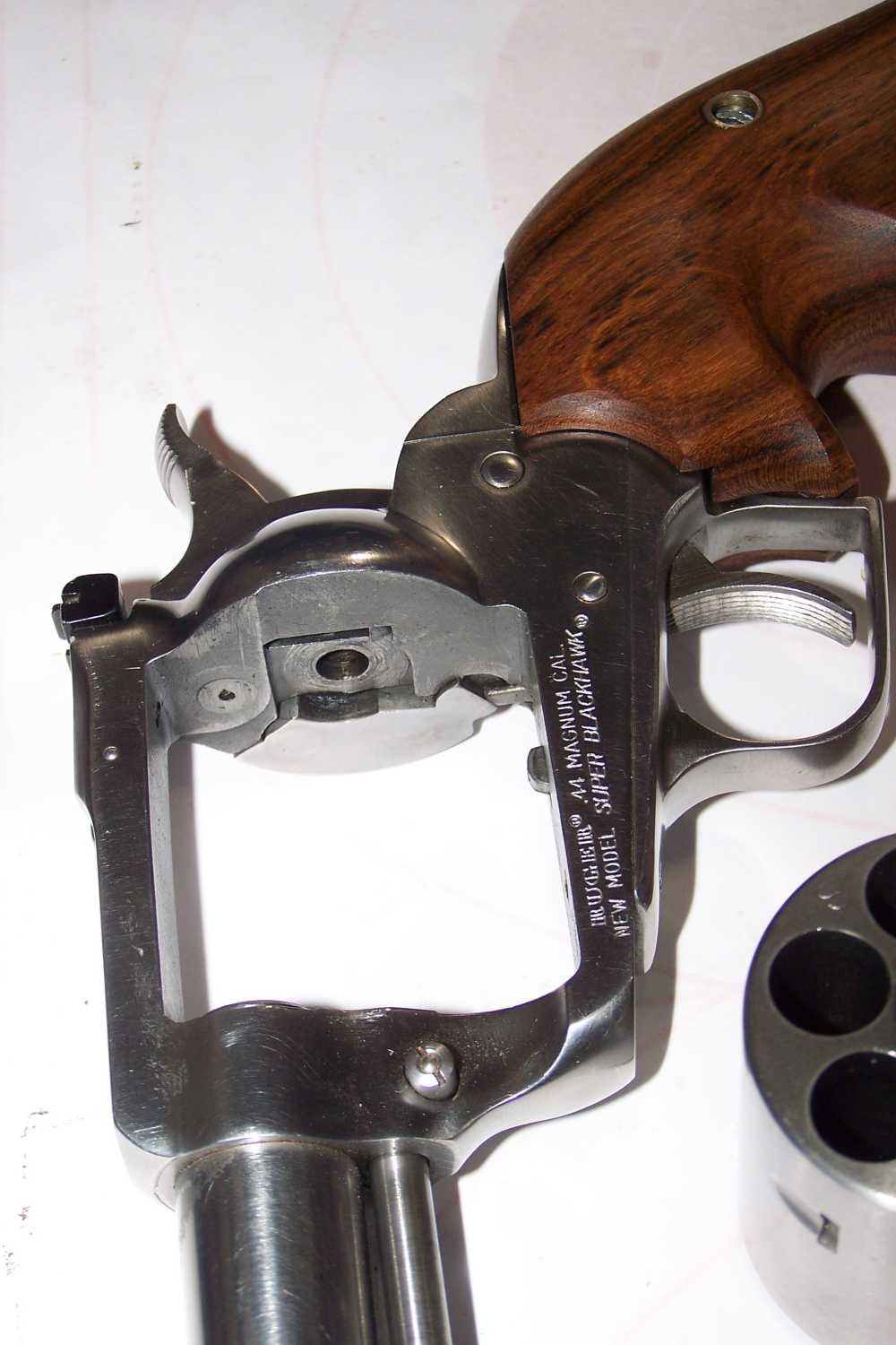 Ruger New Model Super Blackhawk 44 rem mag 7 1/2"-img-11
