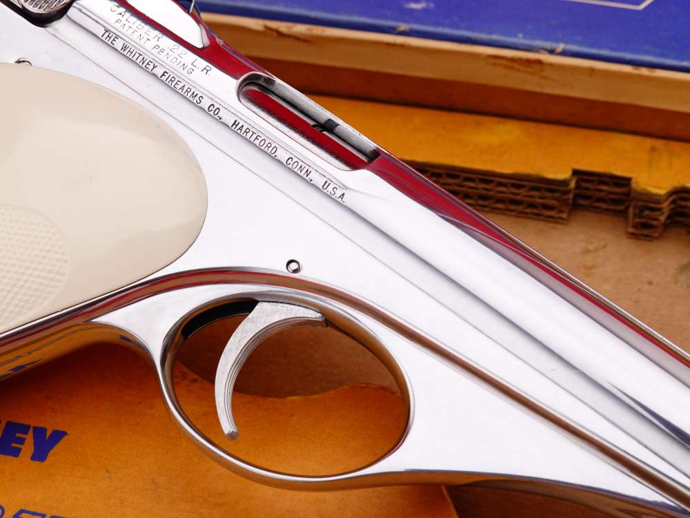 HOLY GRAIL 1957 WHITNEY WOLVERINE 22 LR 4.5" FACTORY POLISHED NICKEL W/ BOX-img-10