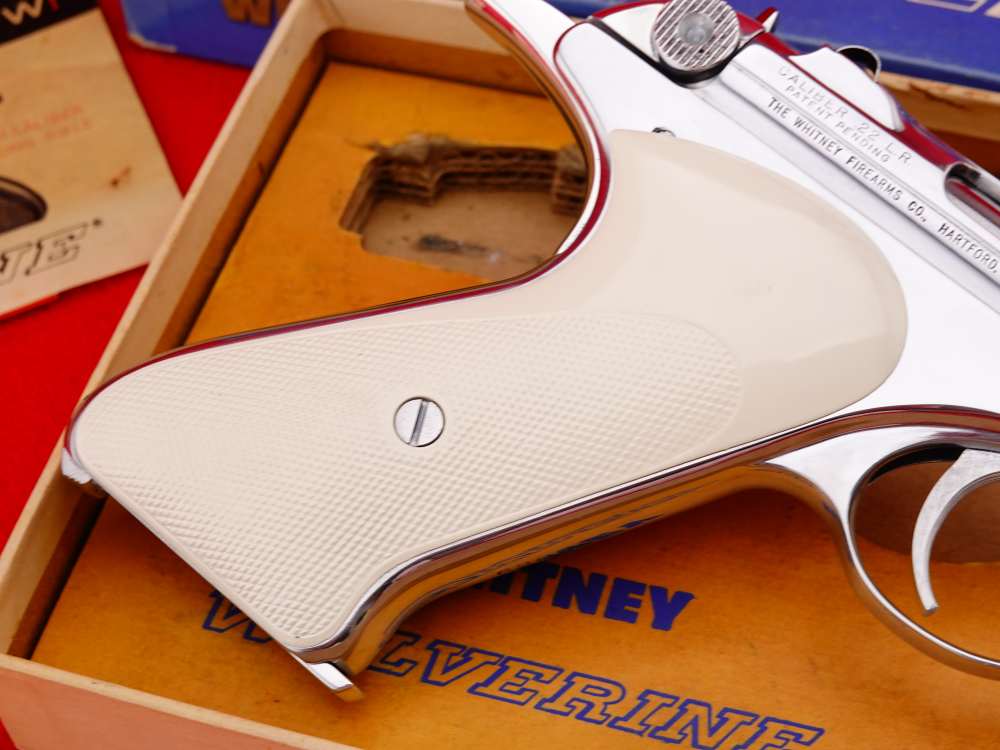 HOLY GRAIL 1957 WHITNEY WOLVERINE 22 LR 4.5" FACTORY POLISHED NICKEL W/ BOX-img-12