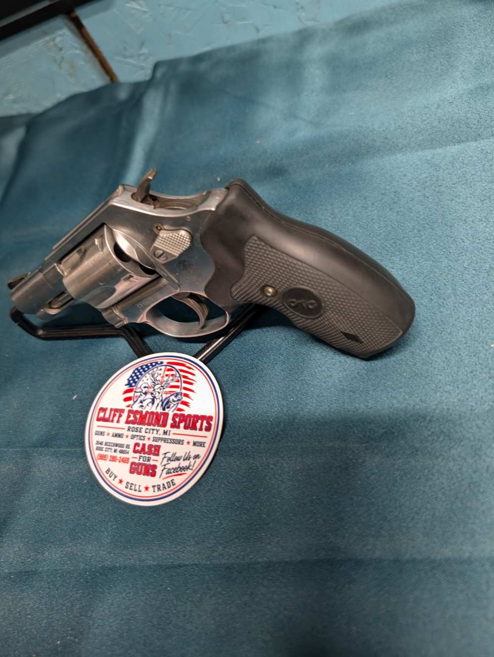 Smith & Wesson 60-14 357 Mag 2.13" Crimson Trace Laser Grips 357 SS -img-4