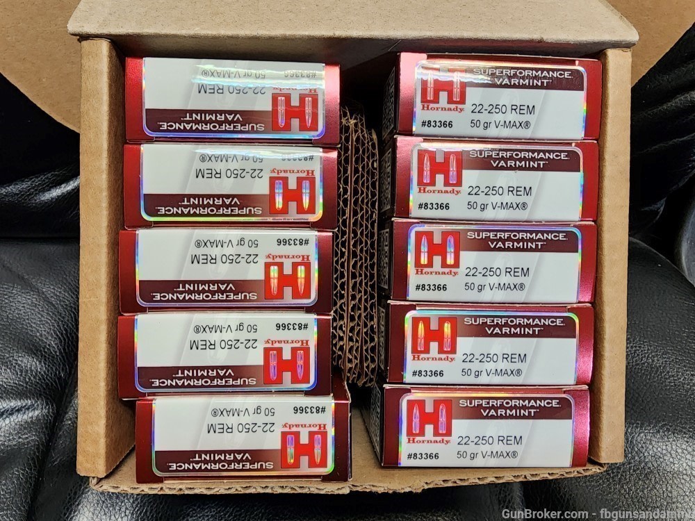 NEW 200 ROUNDS HORNADY SUPERFORMANCE VARMINT 22-250 REM 50 GR V-MAX 83366 V-img-0