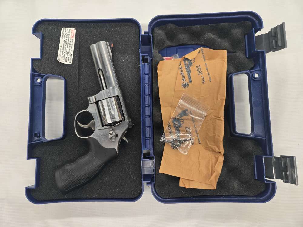 Smith & Wesson 686-img-2