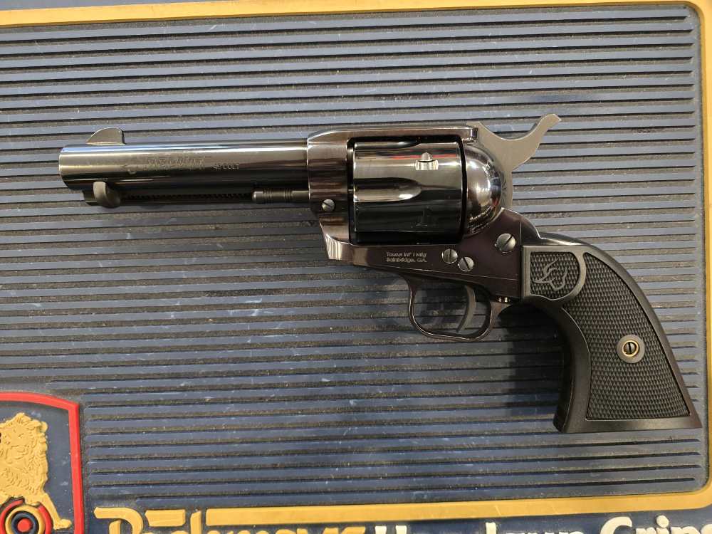 TAURUS DEPUTY 45 COLT-img-1