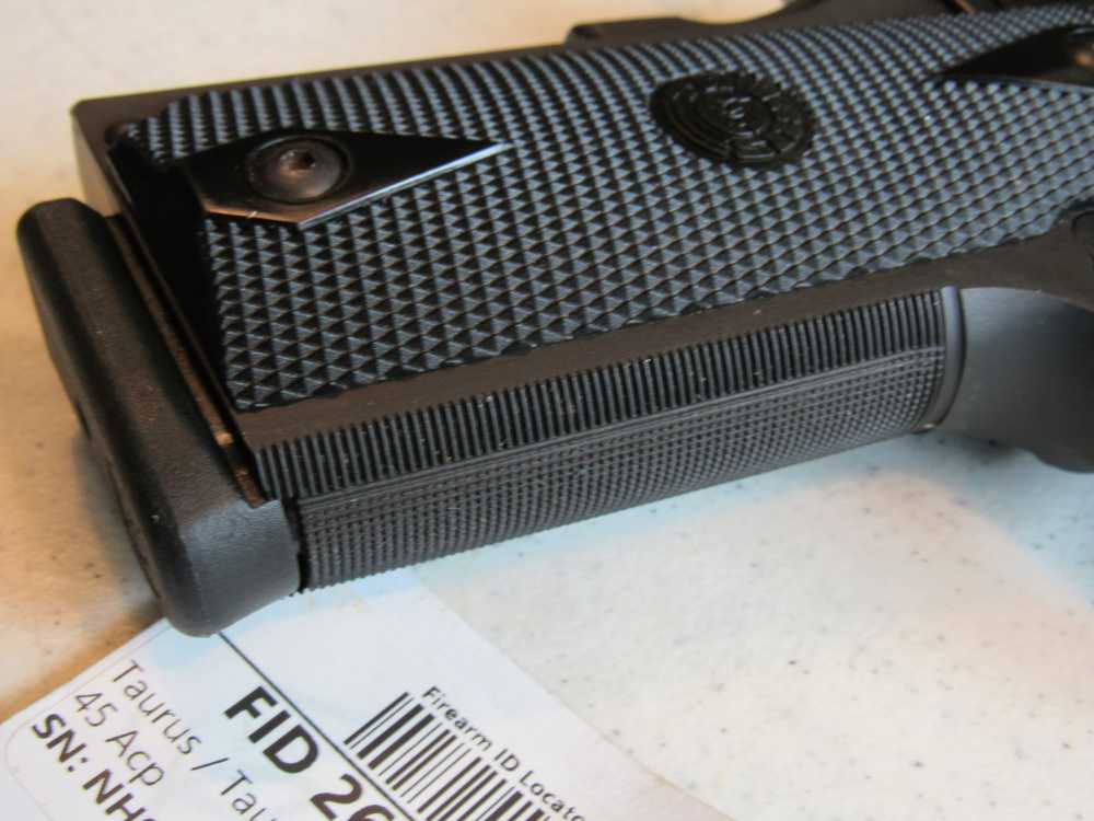 Taurus 1911 w/Rail 45 ACP 5”Brl $.01 Start No Reserve-img-15
