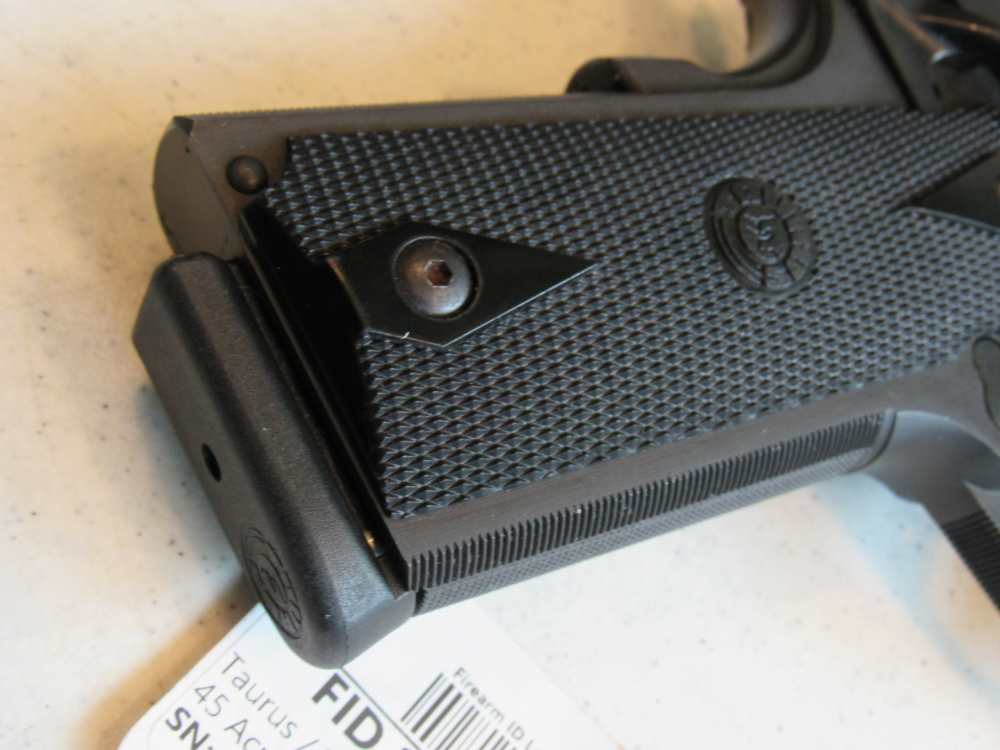 Taurus 1911 w/Rail 45 ACP 5”Brl $.01 Start No Reserve-img-14