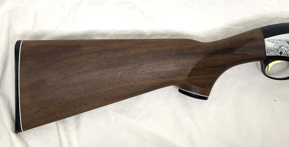 Japanese-made SKB Model 1900 12 Gauge semi-automatic shotgun (VM318)-img-2