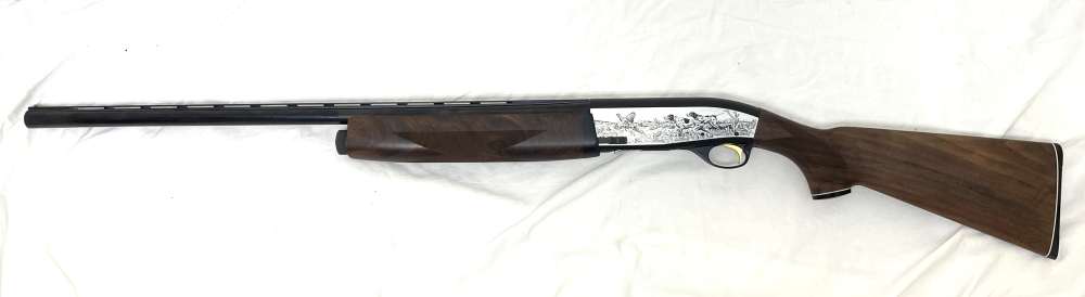 Japanese-made SKB Model 1900 12 Gauge semi-automatic shotgun (VM318)-img-7