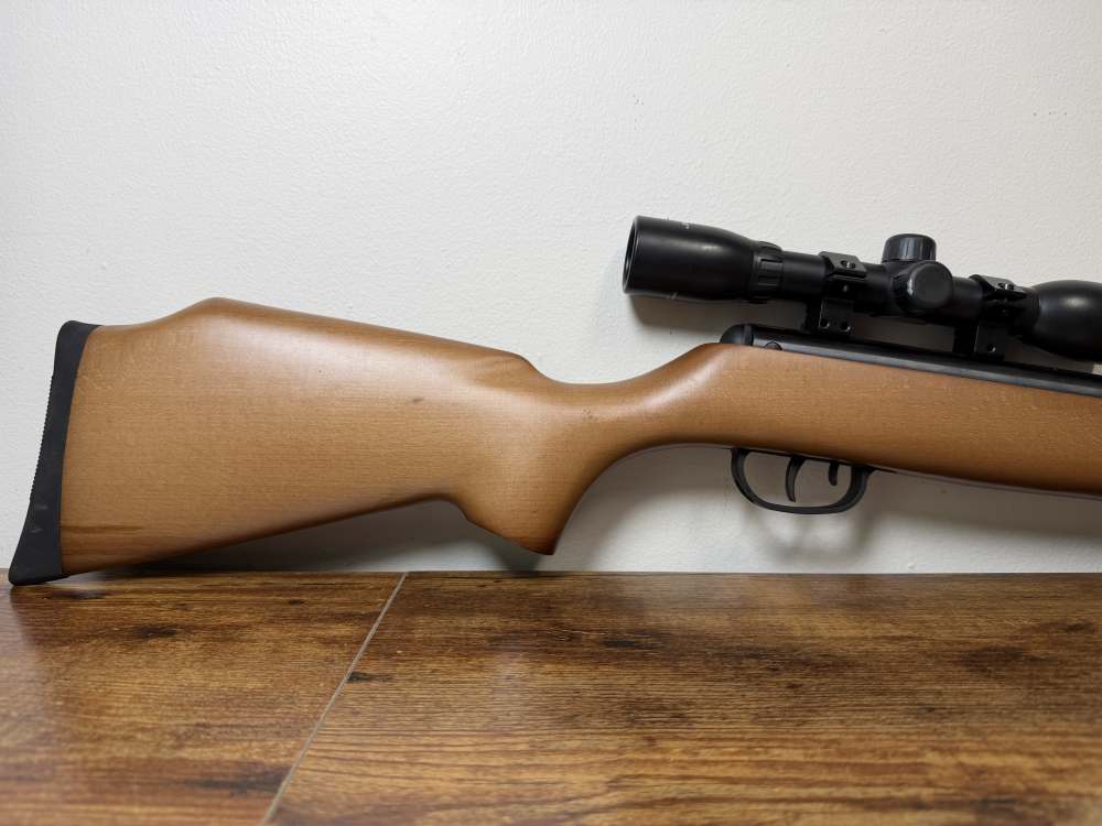 Benjamin Regal II Nitro Piston .177 Air Rifle w/ 4x32 Scope-img-6