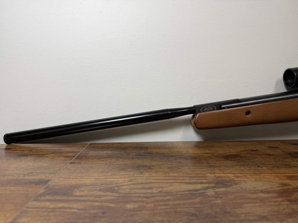 Benjamin Regal II Nitro Piston .177 Air Rifle w/ 4x32 Scope-img-1