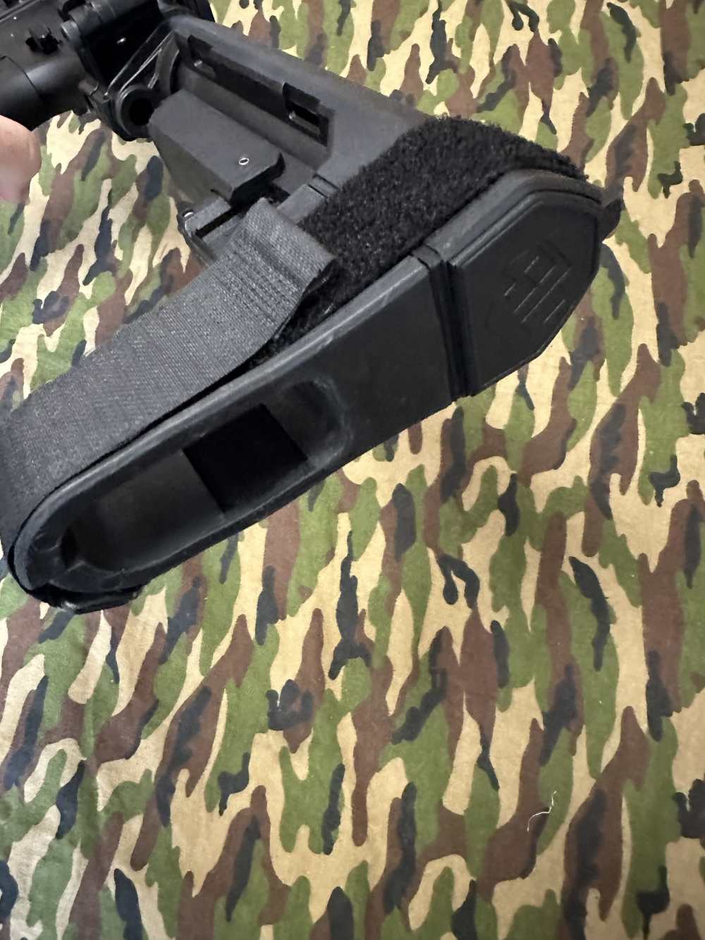 Daniel Defense DDM4 V7S 11.5” 5.56 w/Law Folder, Excellent!-img-2