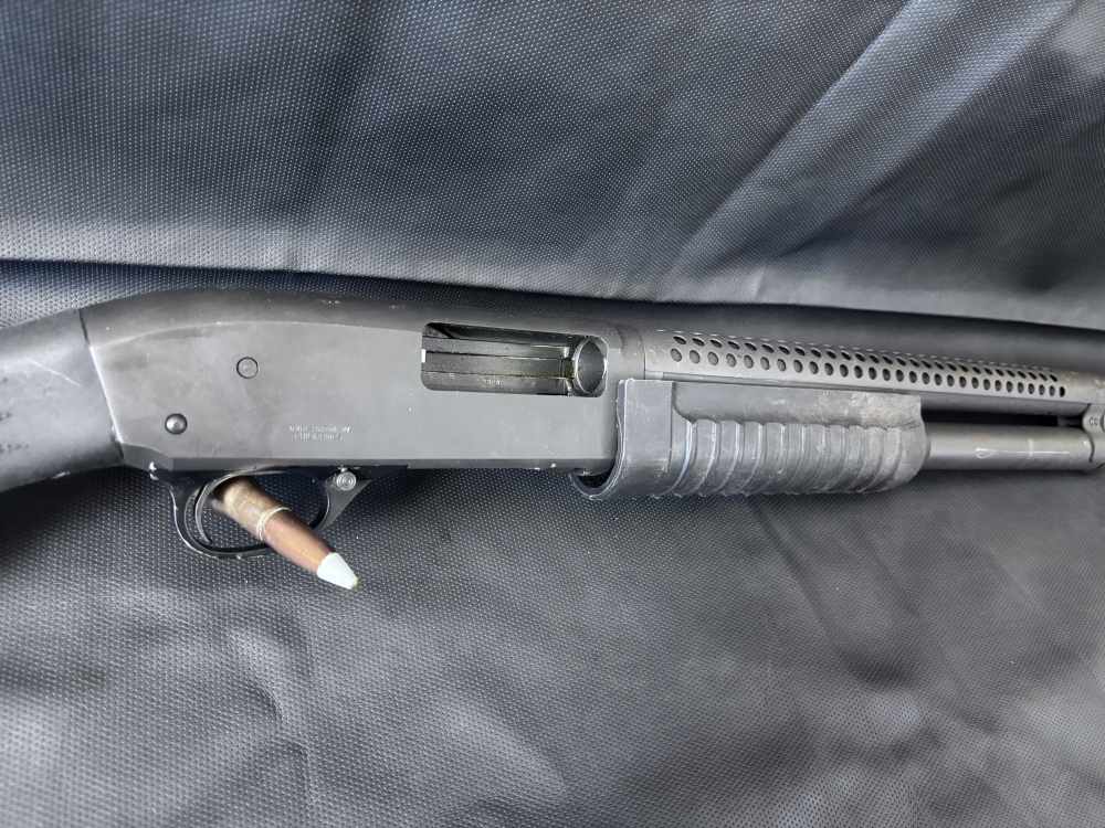 Rock Island Armory M5 Pump-action 12 gauge.  Penny start, No reserve -img-1
