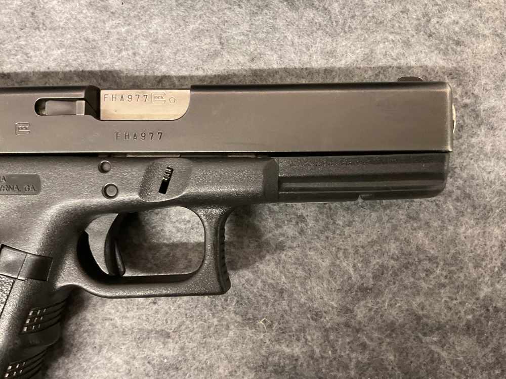 Glock G21 Gen 3 with case, 3 13 rd mags and We The People IWB Holster-img-4
