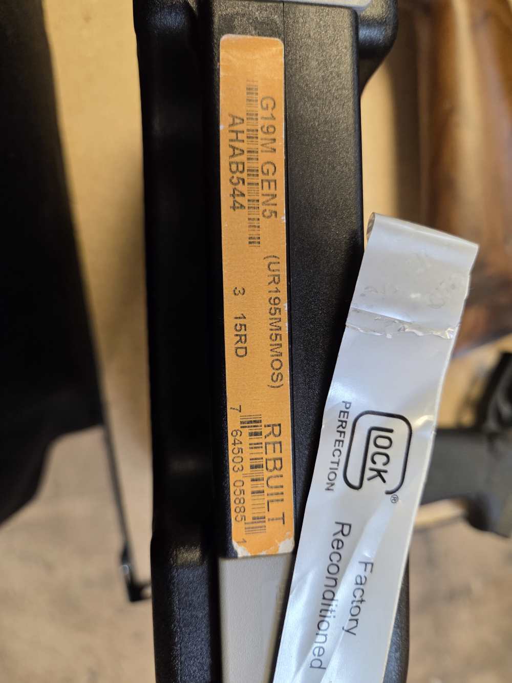 RARE FBI GLOCK 19M gen5 MOS with box -img-15