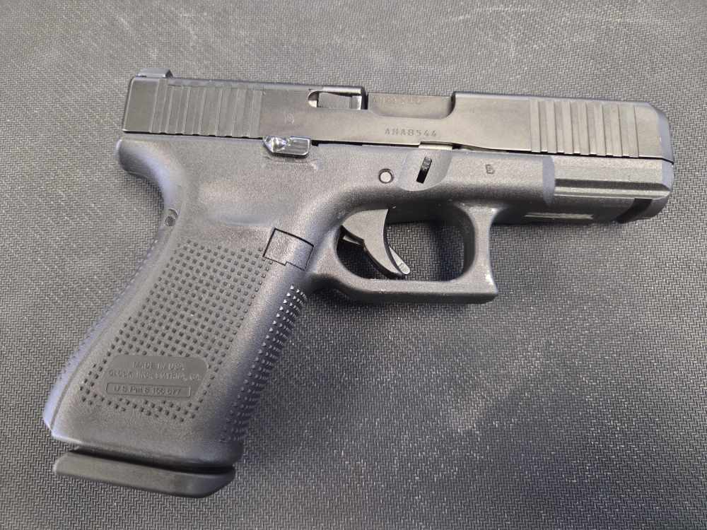RARE FBI GLOCK 19M gen5 MOS with box -img-0
