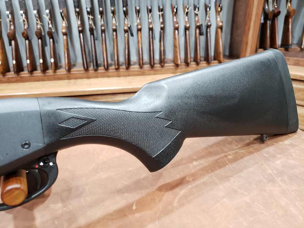 2004 Remington 1100 Semi-auto 12 Ga Synthetic 28" NO RESERVE-img-5