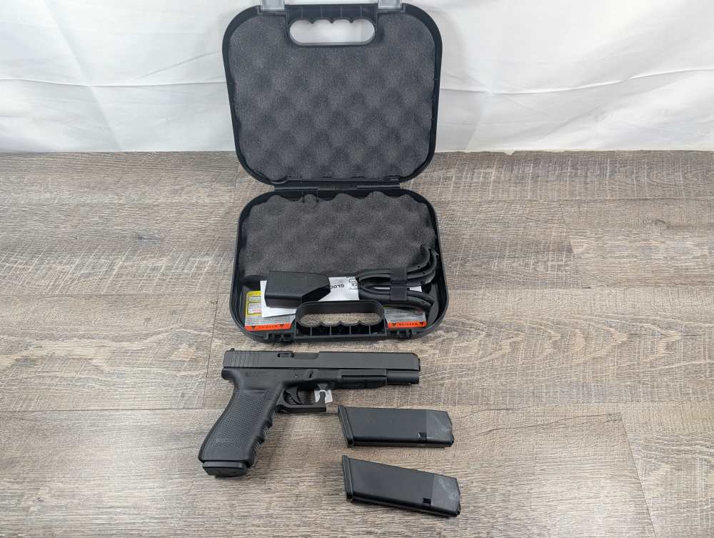 GLOCK G40 GEN4 MOS – 10MM AUTO – LIKE NEW / UNFIRED – FACTORY CASE + 3 MAGA-img-1