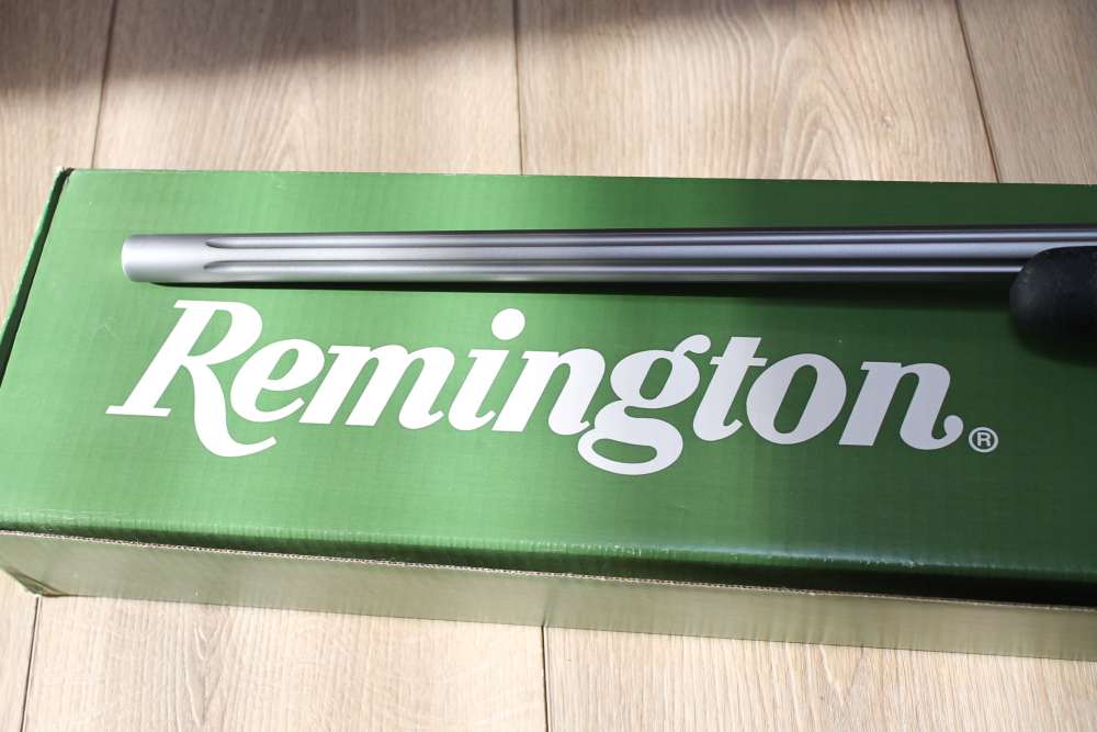 Remington model 700 vssf .220 swift hs precision stock fluted in orig. box-img-9
