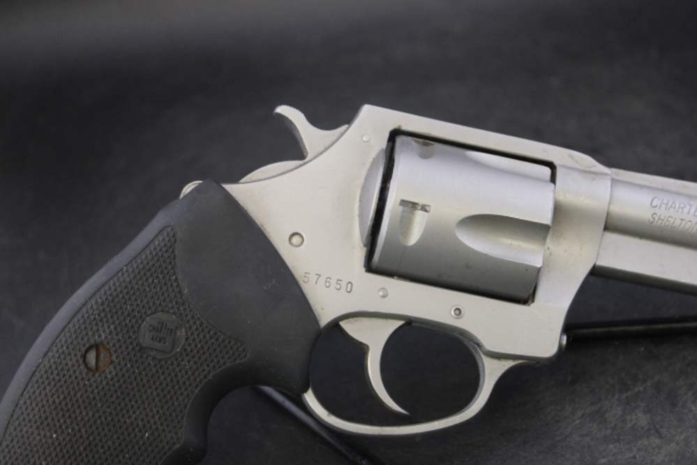Charter Arms Bulldog Pug .44SPL Item P-149-img-3