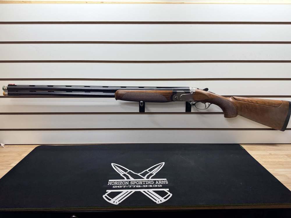 LNIB Beretta 692 12 gauge 30" Over/Under-img-1