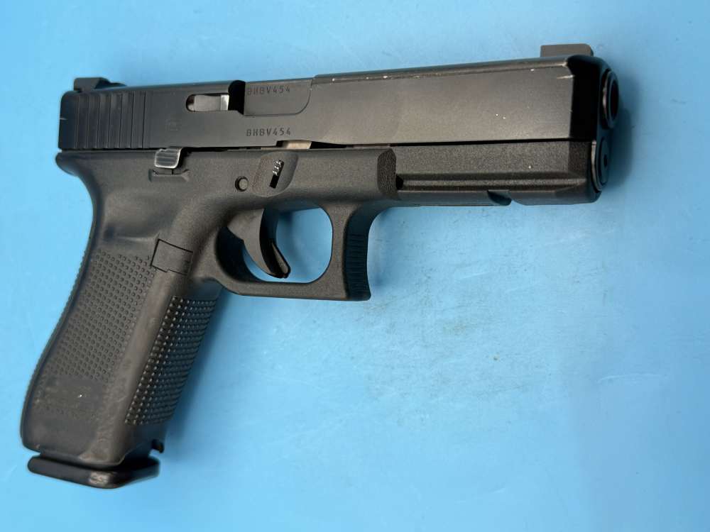 Glock 17 Gen 5 9mm Police Trade-in G17 Ameriglo Night Sights-img-6