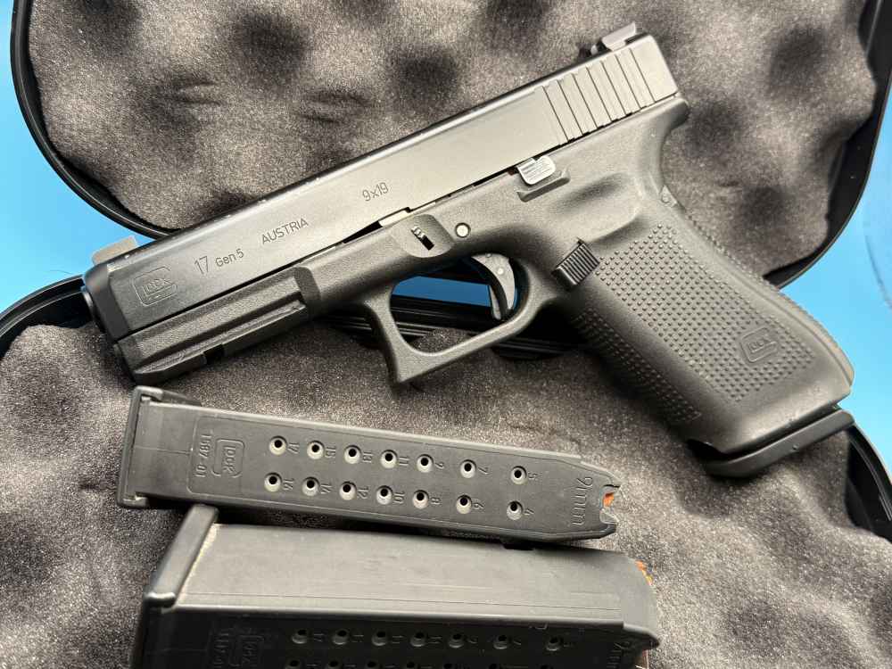 Glock 17 Gen 5 9mm Police Trade-in G17 Ameriglo Night Sights-img-0