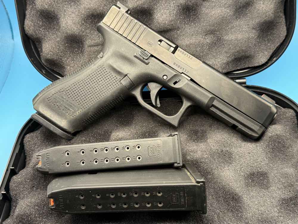 Glock 17 Gen 5 9mm Police Trade-in G17 Ameriglo Night Sights-img-1